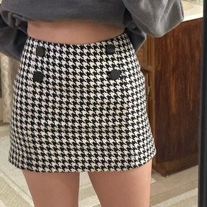 Express black and white tweed mini skirt